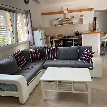 Homestay Jokovic Lumbarda