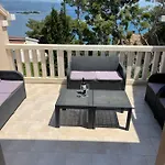 Δωμάτια σε οικογενειακή κατοικία Jokovic *